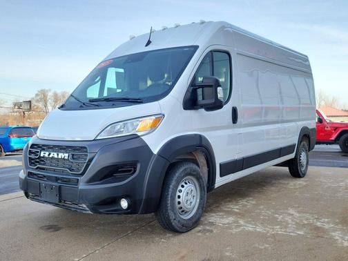 2025 RAM ProMaster 2500 Tradesman