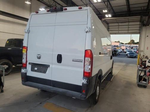 2025 RAM ProMaster 2500 Tradesman