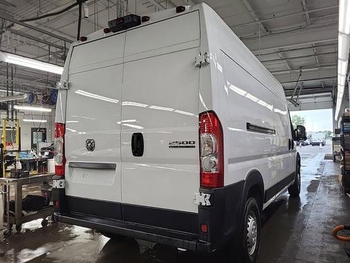 2025 RAM ProMaster 2500 Tradesman