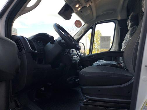 2025 RAM ProMaster 2500 Base