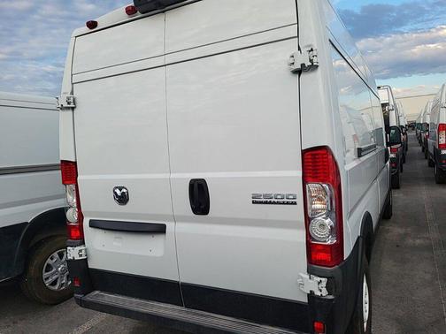 2025 RAM ProMaster 2500 Tradesman