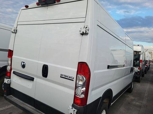2025 RAM ProMaster 2500 Tradesman