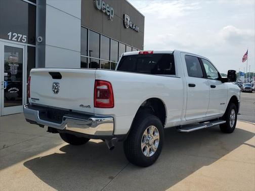 2024 RAM 2500 Big Horn Crew Cab 4x4 6'4' Box