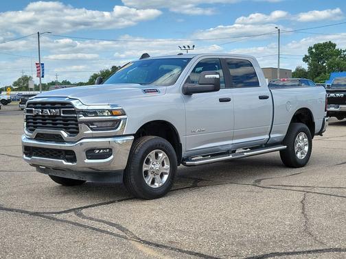 Silver Zynith 2026 RAM 2500 Big Horn Crew Cab 4x4 6'4' Box