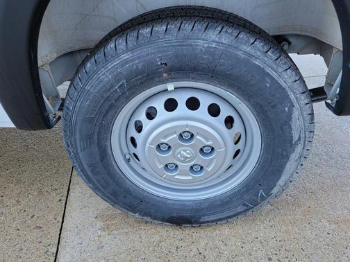 2025 RAM ProMaster 2500 Tradesman