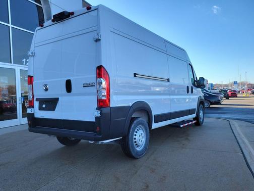 Bright White Clearcoat 2025 RAM ProMaster 2500 Tradesman