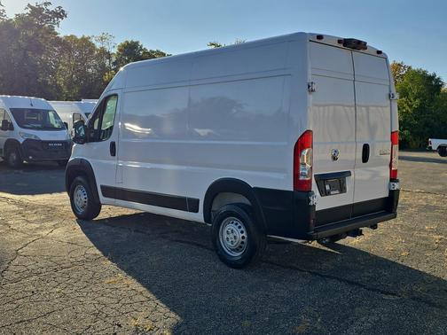 2025 RAM ProMaster 2500 Tradesman