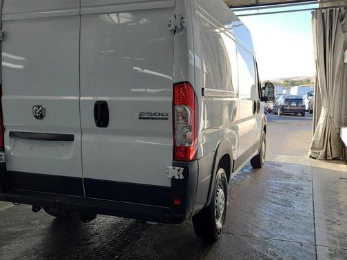 2025 RAM ProMaster 2500 Tradesman
