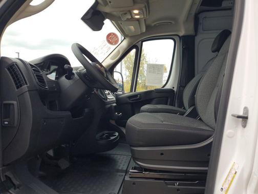 2025 RAM ProMaster 2500 Tradesman