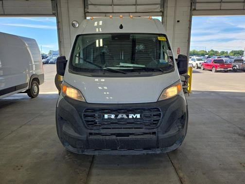 2025 RAM ProMaster 2500 Tradesman