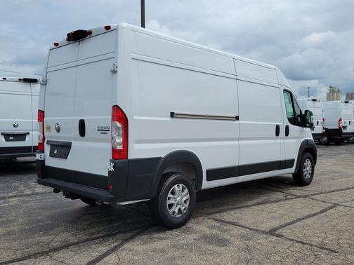 Bright White Clearcoat 2025 RAM ProMaster 2500 High Roof