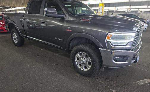 2022 RAM 2500 Laramie Crew Cab 4x4 6'4' Box