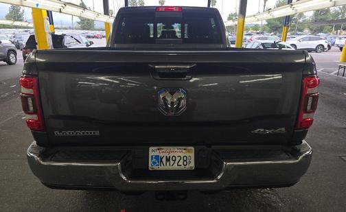 2022 RAM 2500 Laramie Crew Cab 4x4 6'4' Box