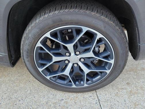 2023 Jeep Grand Cherokee 4xe Summit Reserve