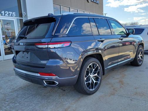 2023 Jeep Grand Cherokee 4xe Summit Reserve