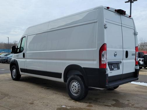 Bright White Clearcoat 2025 RAM ProMaster 2500 Tradesman
