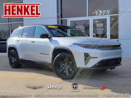 Silver Zynith Clearcoat 2024 Jeep Wagoneer S Launch Edition