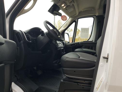 2025 RAM ProMaster 1500 Low Roof
