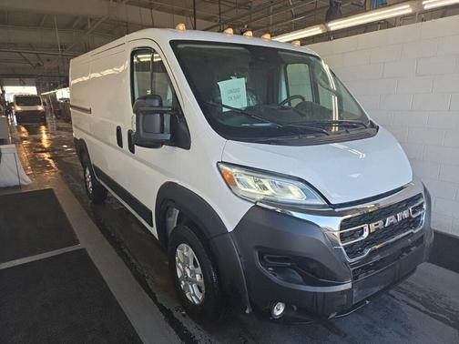 2025 RAM ProMaster 1500 Low Roof