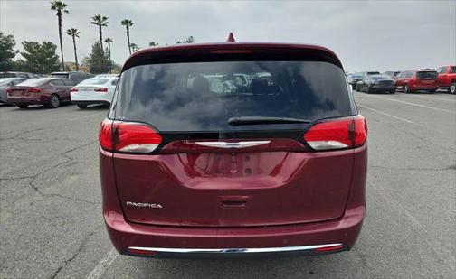 2020 Chrysler Pacifica Touring