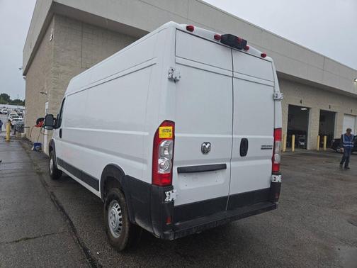 Bright White Clearcoat 2025 RAM ProMaster 3500 High Roof