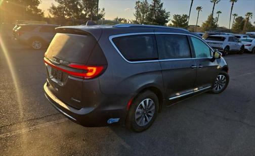2021 Chrysler Pacifica Hybrid Limited