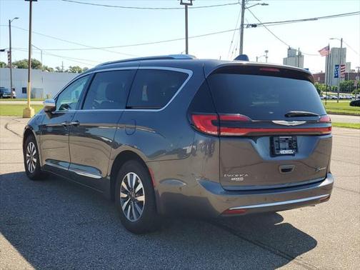 2021 Chrysler Pacifica Hybrid Limited