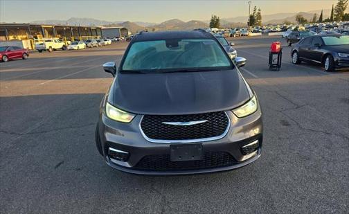 2021 Chrysler Pacifica Hybrid Limited