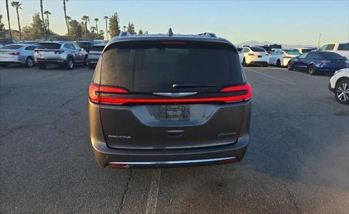 2021 Chrysler Pacifica Hybrid Limited