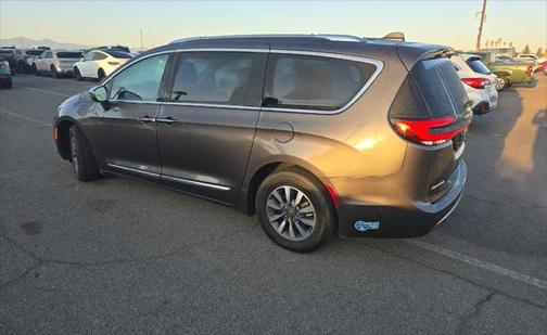 2021 Chrysler Pacifica Hybrid Limited