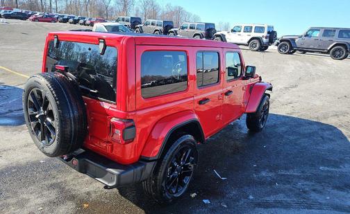 2025 Jeep Wrangler 4xe Sahara