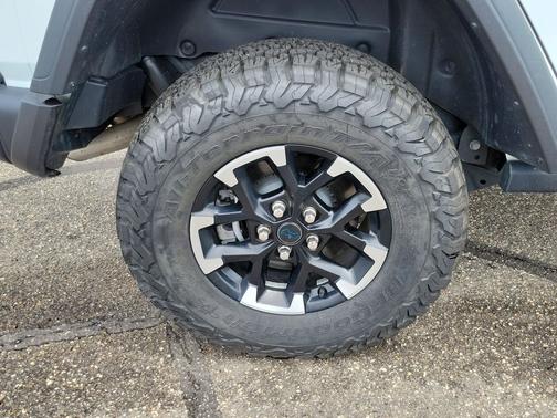 Bright White Clearcoat 2025 Jeep Wrangler 4xe Rubicon