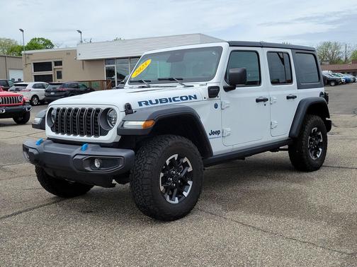 Bright White Clearcoat 2025 Jeep Wrangler 4xe Rubicon