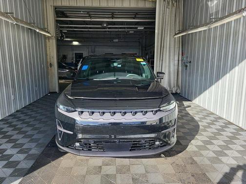 2024 Jeep Wagoneer S Launch Edition