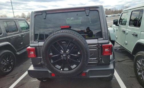 2025 Jeep Wrangler 4xe Sahara