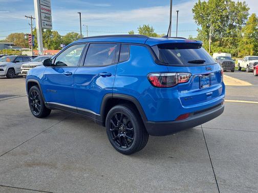 2025 Jeep Compass Latitude