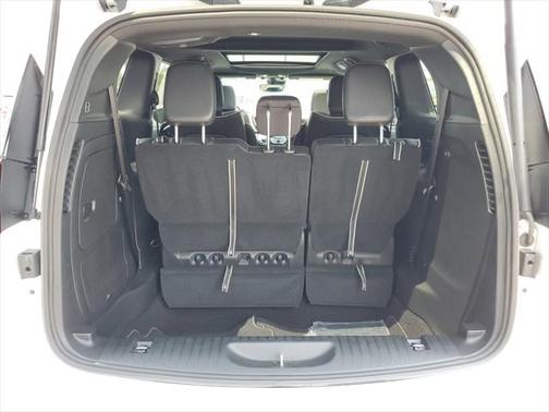 2024 Chrysler Pacifica Hybrid Premium S Appearance Pkg