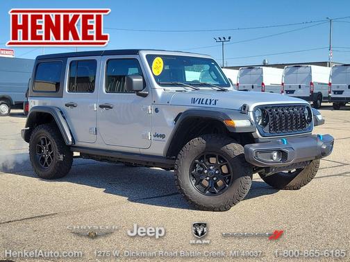 Silver Zynith Clearcoat 2024 Jeep Wrangler 4xe Willys