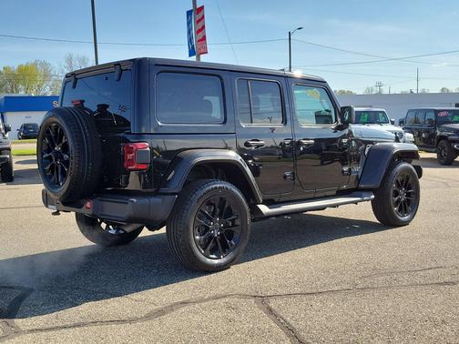 Black Clearcoat 2025 Jeep Wrangler 4xe Sahara