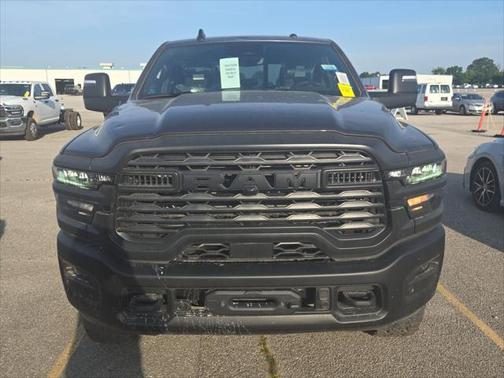 2025 RAM 2500 Tradesman Crew Cab 4x4 6'4' Box