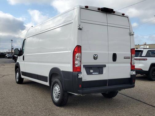 2025 RAM ProMaster 2500 Tradesman