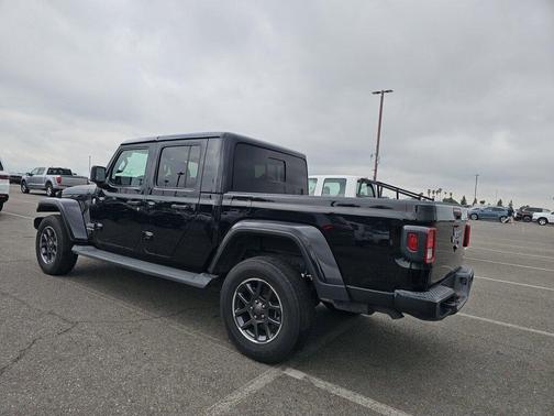 2020 Jeep Gladiator Overland