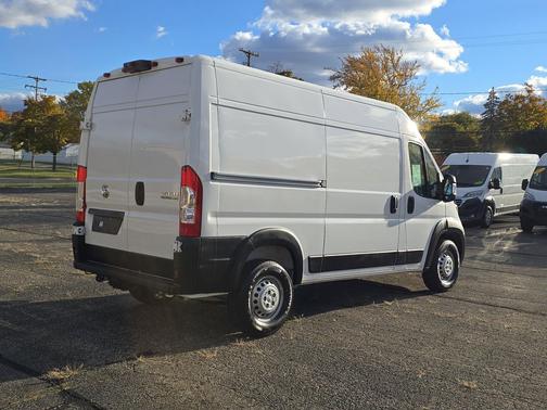 2025 RAM ProMaster 1500 Base