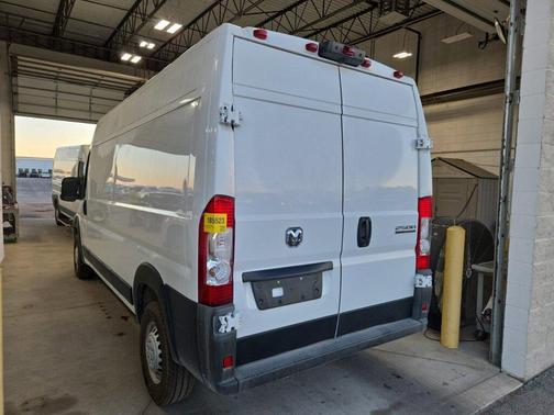 2025 RAM ProMaster 2500 Tradesman