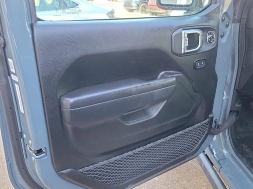 2025 Jeep Wrangler 4xe Willys