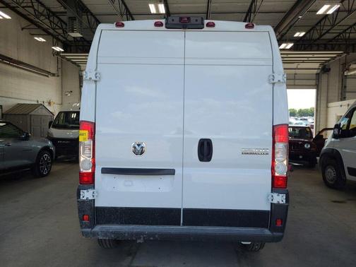 2025 RAM ProMaster 2500 Tradesman