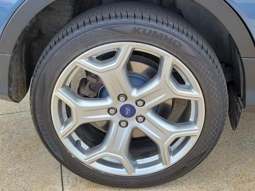 Lightning Blue 2018 Ford Escape Titanium
