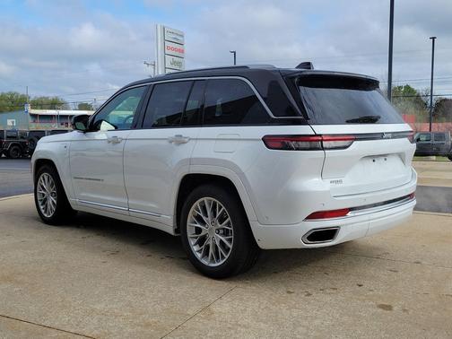 Bright White Clearcoat 2023 Jeep Grand Cherokee 4xe Summit