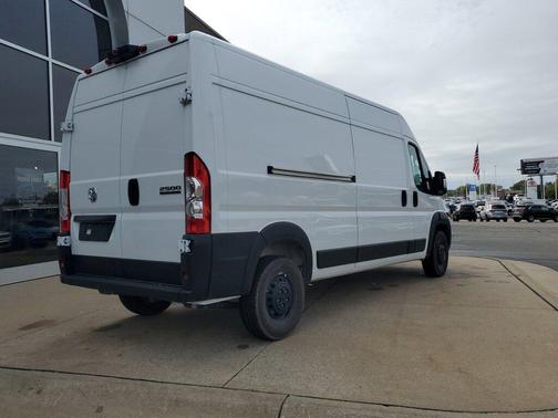 2025 RAM ProMaster 2500 Tradesman