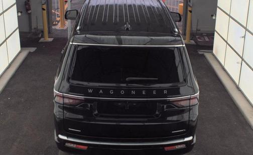 Diamond Black Crystal Pearlcoat 2023 Jeep Wagoneer L Series III 4x4